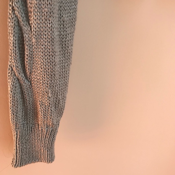 Beautiful knit crop cardigan for Fall with front ornamental pin. - Picture 3 of 5